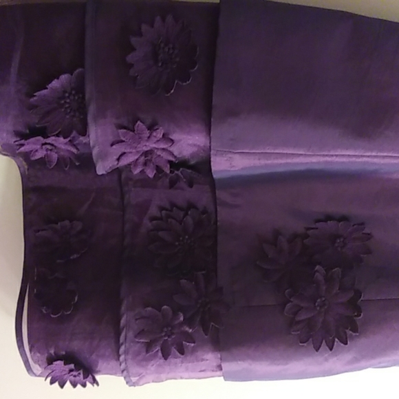 Laundry by Design purple flower applique dress 0 - Picture 4 of 8
